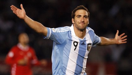 开云体育官网-横滨水手球员荣获月度最佳，横滨水手球迷